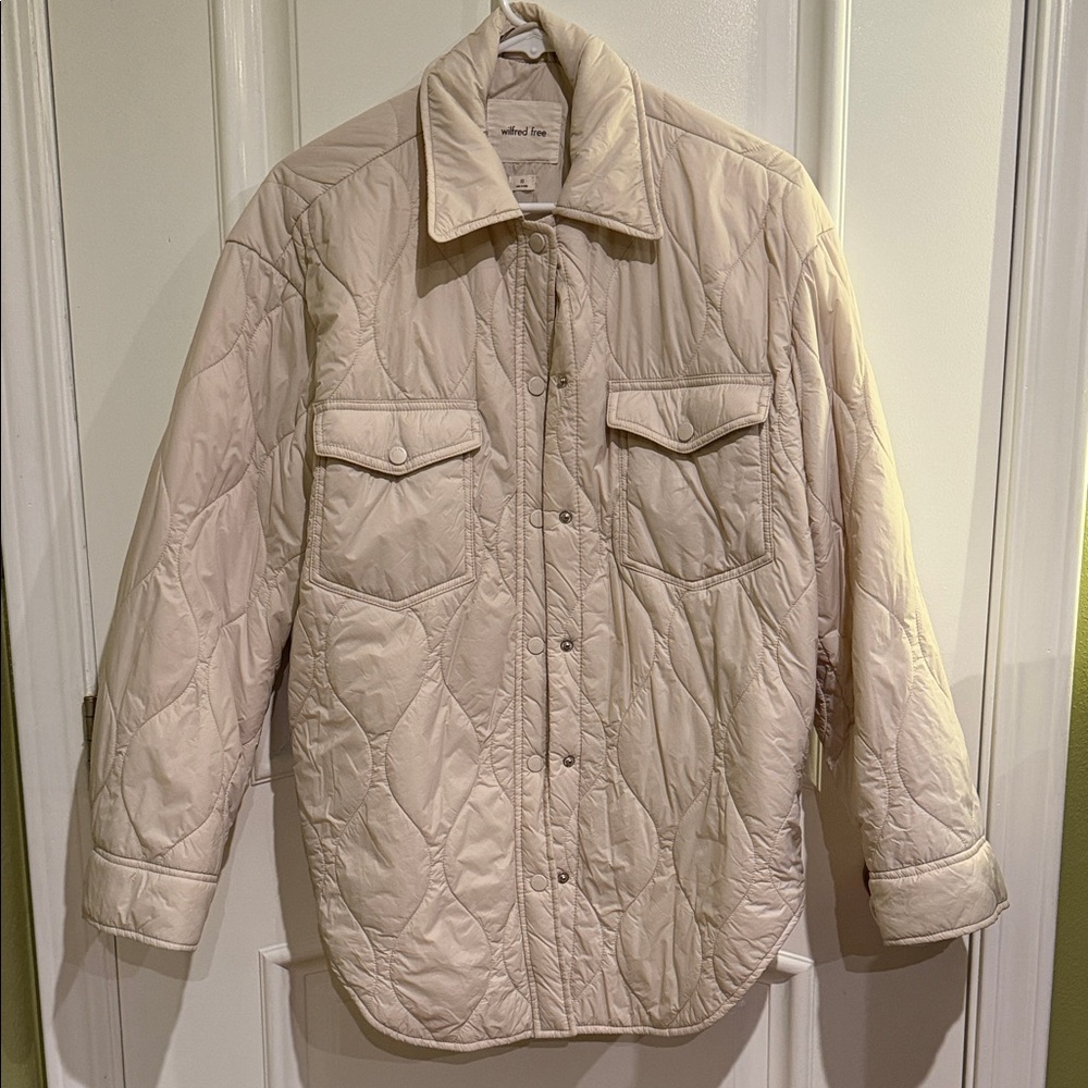 Aritzia Wilfred "The Ganna" Insulated Shirt Jacket